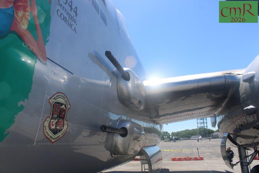 B-25J fixed fuselage guns