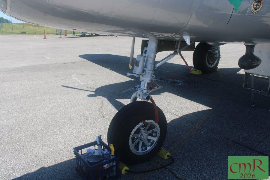 B-25J Mitchell nose gear