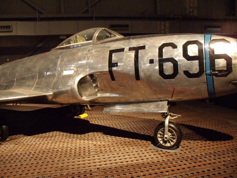 F-80C intake and nose gear